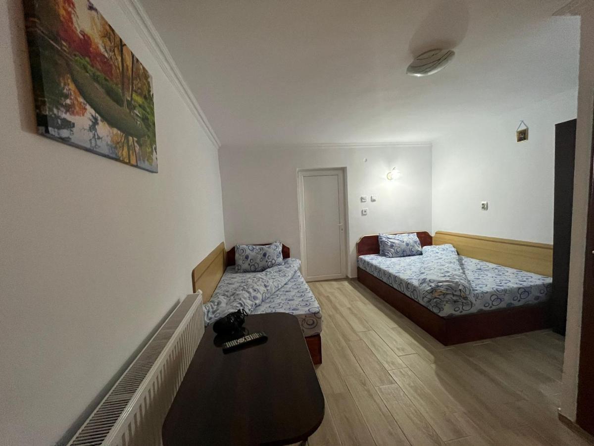 Casa Dina Hotel Băile Herculane Buitenkant foto